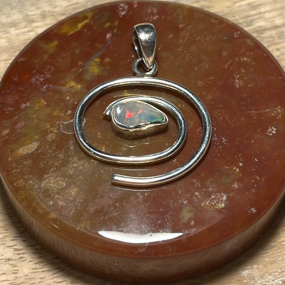 Ethiopian Opal Swirl Modern 925 Sterling Silver Pendant - Picture 4 of 15